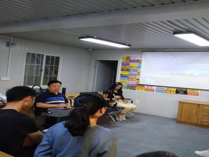 初夏，萬(wàn)源公司2季度大會(huì)圓滿(mǎn)成功友發(fā)鋼管大賣(mài)